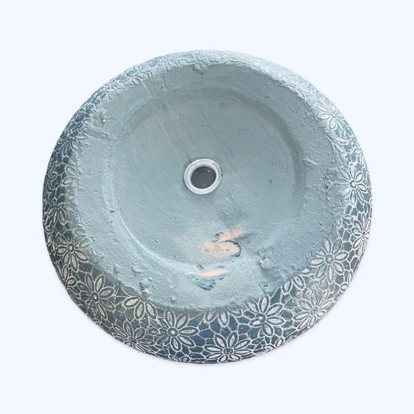 Etched Daisy Set of 2| Painted Terra Cotta Blue & White Planter Bowls Succulents - Picture 11 of 13